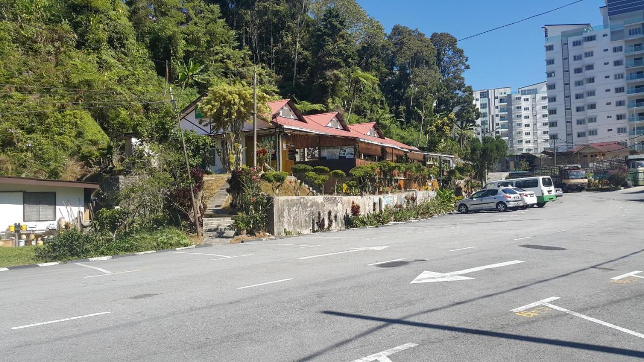 Alora Budget Inn Tanah Rata Exterior foto